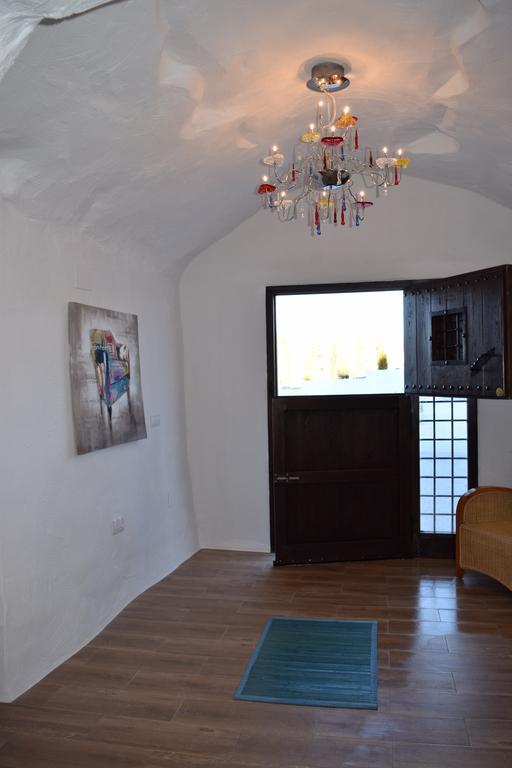Cuevas Helena Villa Benamaurel Buitenkant foto